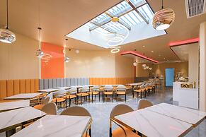 DequanHotelJintaiRoadSubwayStationBranch