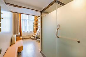 DequanHotelJintaiRoadSubwayStationBranch