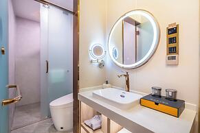 DequanHotelJintaiRoadSubwayStationBranch