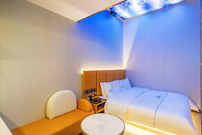 DequanHotelJintaiRoadSubwayStationBranch