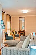 Southstar International Hotel