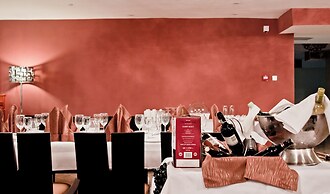 Southstar International Hotel