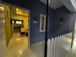 The Gulmohar Inn