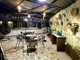 The Gulmohar Inn