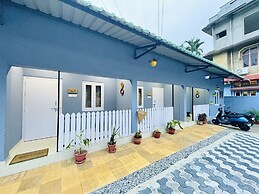 The Gulmohar Inn