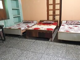 Laxmi Bhawan Dharamshala Mathura