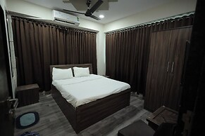 The Grand Vinayak Hotel