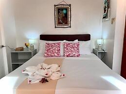 Moonlight Breeze Inn