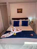 Moonlight Breeze Inn