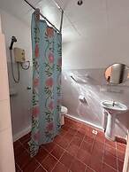 Moonlight Breeze Inn