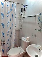 Moonlight Breeze Inn