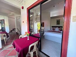 Moonlight Breeze Inn