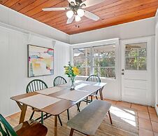 Downtown Sarasota 2BR Cottage