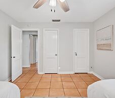 Downtown Sarasota 2BR Cottage