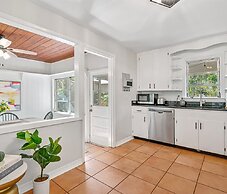 Downtown Sarasota 2BR Cottage