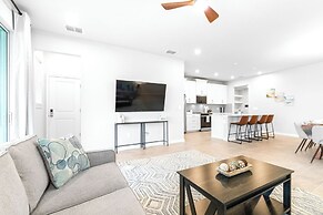 Waterview Luxury Retreat for 12!