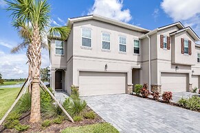 Waterview Luxury Retreat for 12!