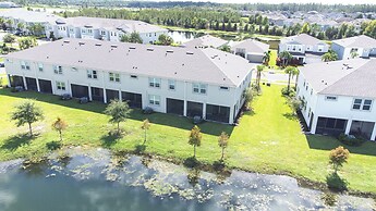 Waterview Luxury Retreat for 12!