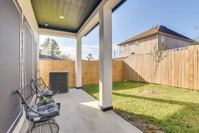 4 Mi to NRG Stadium: Luxurious Houston Townhome!