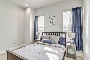 Close to Restaurants: Houston Haven w/ Balcony!