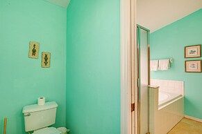 9 Mi to Walt Disney World: Family Home w/ Pool!