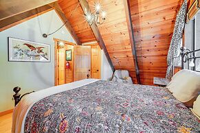 3 Mi to Skiing: Retreat w/ Deck in Tahoe Donner!