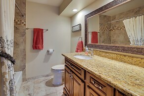 Golf, Hike, Swim: Your Perfect Desert Oasis Escape