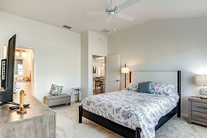 The Villages Golf Escape: Home w/ Pool Access!