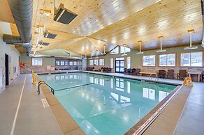 Walk to Ski Lift: Family-friendly Windham Townhome