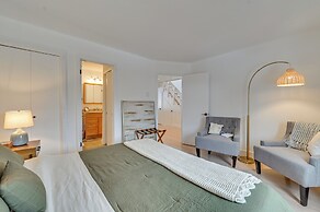 Walk to Ski Lift: Family-friendly Windham Townhome