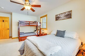 Hike, Ski & Raft: Terra Alta Cabin w/ Large Deck