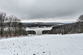 Hike, Ski & Raft: Terra Alta Cabin w/ Large Deck