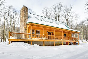 Hike, Ski & Raft: Terra Alta Cabin w/ Large Deck