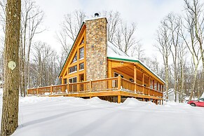 Hike, Ski & Raft: Terra Alta Cabin w/ Large Deck