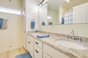 2 Mi to Lincoln Park Zoo: Family-friendly Home