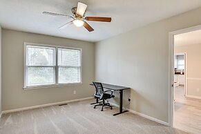 3 Mi to Dtwn Fayetteville: Home w/ Pool Table