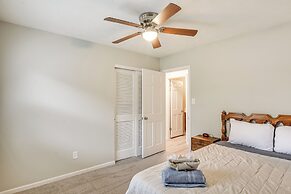 3 Mi to Dtwn Fayetteville: Home w/ Pool Table