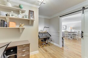 Golf Course Getaway w/ Private Pool in Chatsworth!