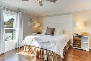 Golf Course Getaway w/ Private Pool in Chatsworth!