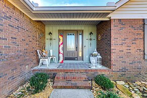 Golf Course Getaway w/ Private Pool in Chatsworth!