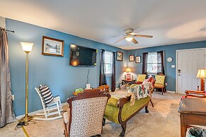 Hot Tub & Sauna: Kannapolis Bungalow