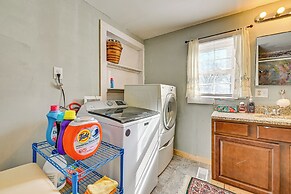 Hot Tub & Sauna: Kannapolis Bungalow