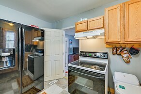 Hot Tub & Sauna: Kannapolis Bungalow