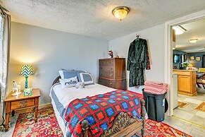 Hot Tub & Sauna: Kannapolis Bungalow