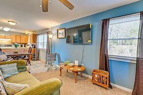 Hot Tub & Sauna: Kannapolis Bungalow