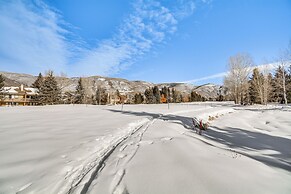 Mtn-view Patio & Hot Tub: Home in Avon