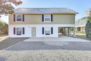 Beachfront Home 1 Mi to Lighthouse on Oak Island