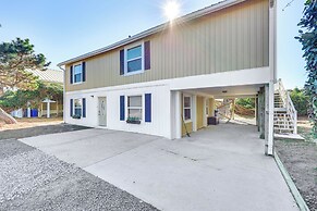 Beachfront Home 1 Mi to Lighthouse on Oak Island