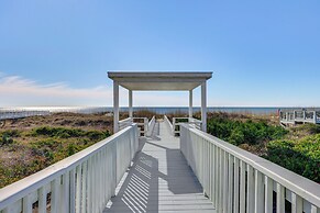 Beachfront Home 1 Mi to Lighthouse on Oak Island