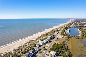 Beachfront Home 1 Mi to Lighthouse on Oak Island